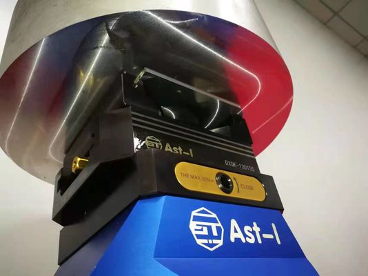 Mâm cặp 5 trục tự định tâm chính xác