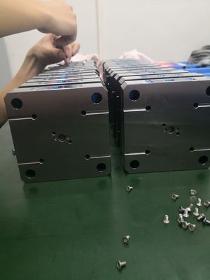 Phay Thay Đổi Nhanh Cố Định Kẹp Bốn Lỗ Điểm Không CNC 1.6Kg