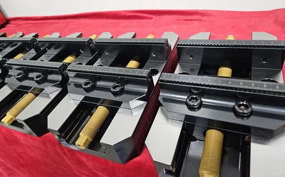 Vật liệu thép tự định tâm chính xác cho dụng cụ gia công cnc 3 trục 4 trục 5 trục